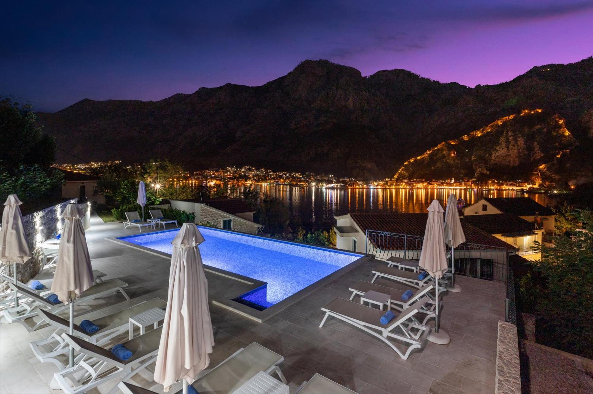 Apartments Doncic Kotor Eksteriør billede