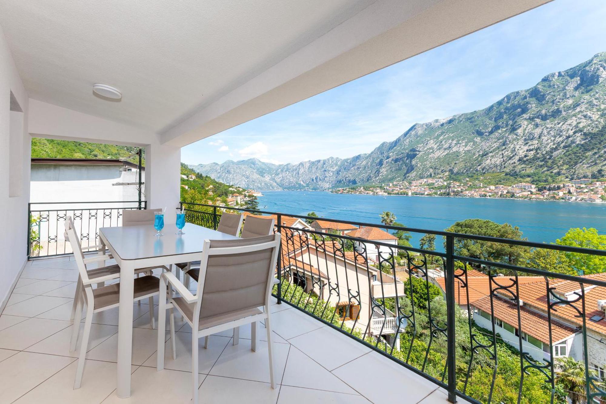 Apartments Doncic Kotor Eksteriør billede